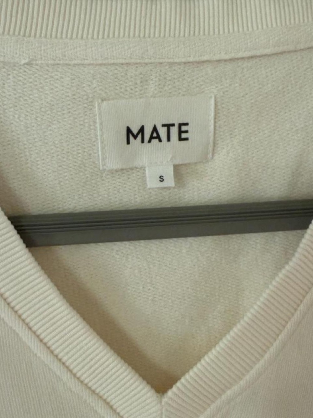 Mate the label Organic Fleece V-Neck Sweatshirt Bone Small $128 Retail - Picture 6 of 8
